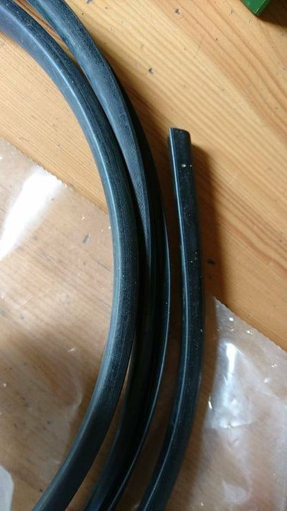 Kadett E Caravan Dichtung Heckscheibe innen Neu Original GM