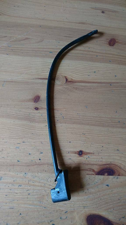 Kadett E Halteband Hutablage Kofferraum neu original GM