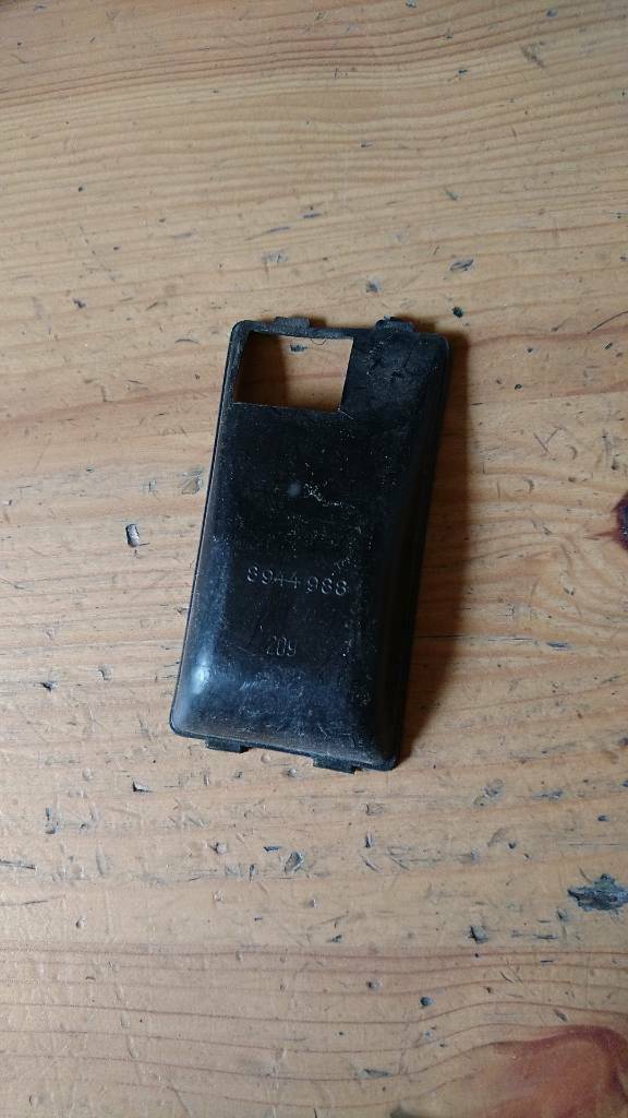 Kapitän B Admiral B Diplomat B Griff Mulde rechts Original