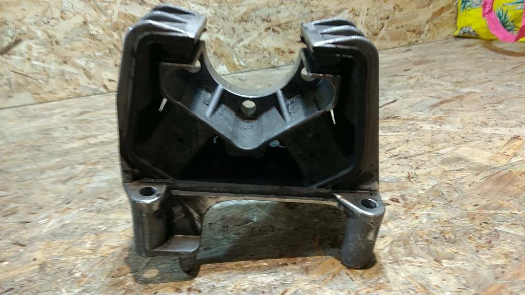 Original GM Opel Vectra B Limo CC Caravan 2.0DTI 16V Buchse NEU