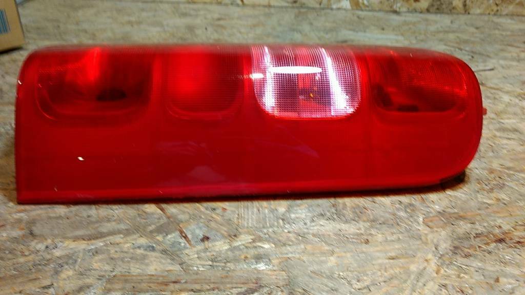 Original GM Opel Rücklicht links Movano A NEU