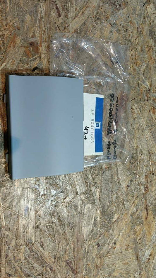 Original GM Opel Abschleppöse kappe Omega A Caravan NEU