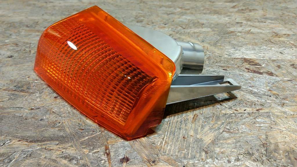 Original GM Opel Rekord E E2 Blinker vorne rechts NEU