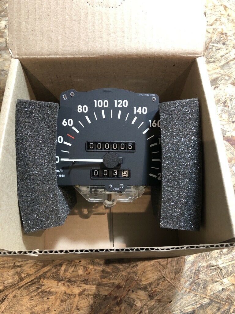 Original GM Opel Vectra A W=1068 Tachometer NEU