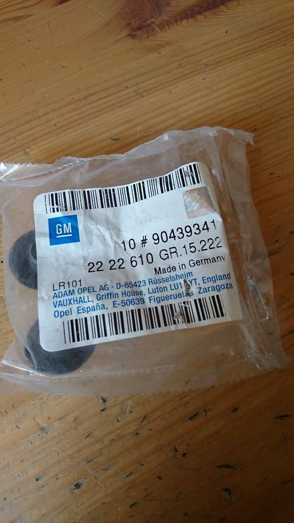 Opel Omega B Druckknopf Abdeckung Kofferraum neu original GM