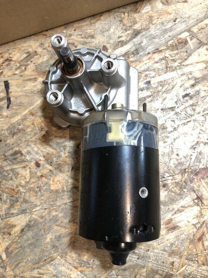 Original GM Opel Senator B Wischermotor Vorne *NEU*