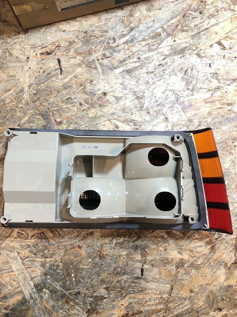 Original GM Opel Ascona C Rücklicht Rückleuchte Links Neu