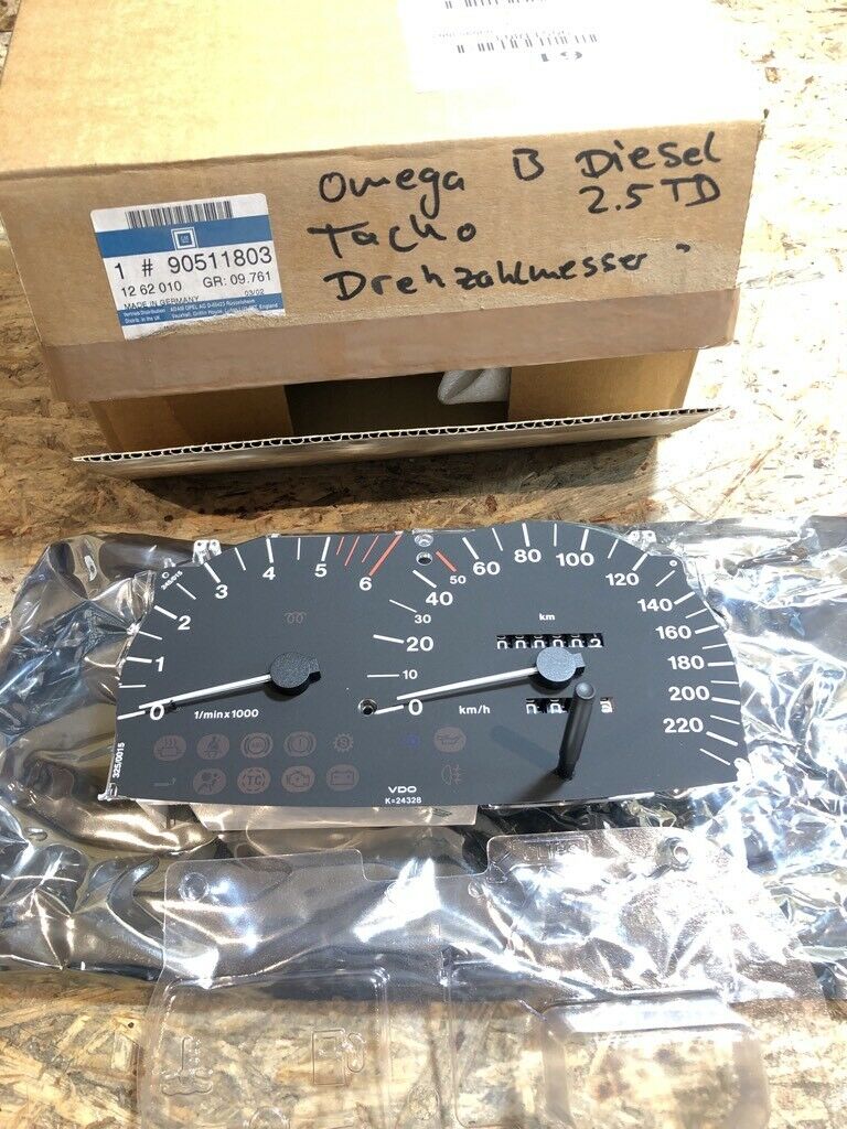 Original GM Opel Omega B 2.5 Diesel Tacho Drehzahlmesser *NEU*