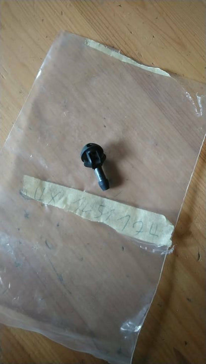 Kadett E Waschdüse Scheibendüse Neu Original GM
