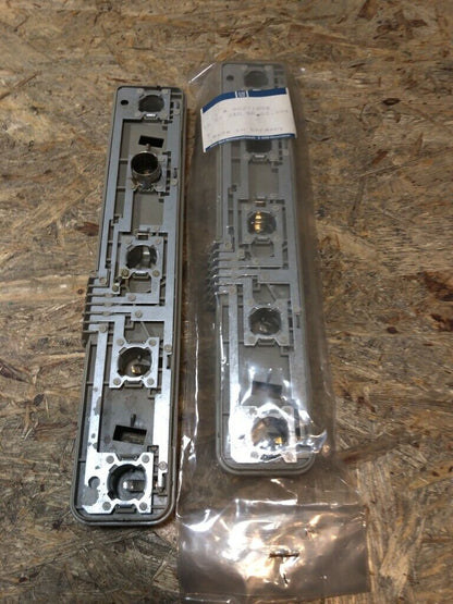 Original GM Opel Omega A Caravan Kontaktplatte Rücklicht *NEU*