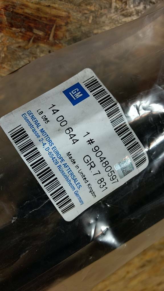 Original GM Opel Vectra B Limo Stoßfängergrill vorne NEU