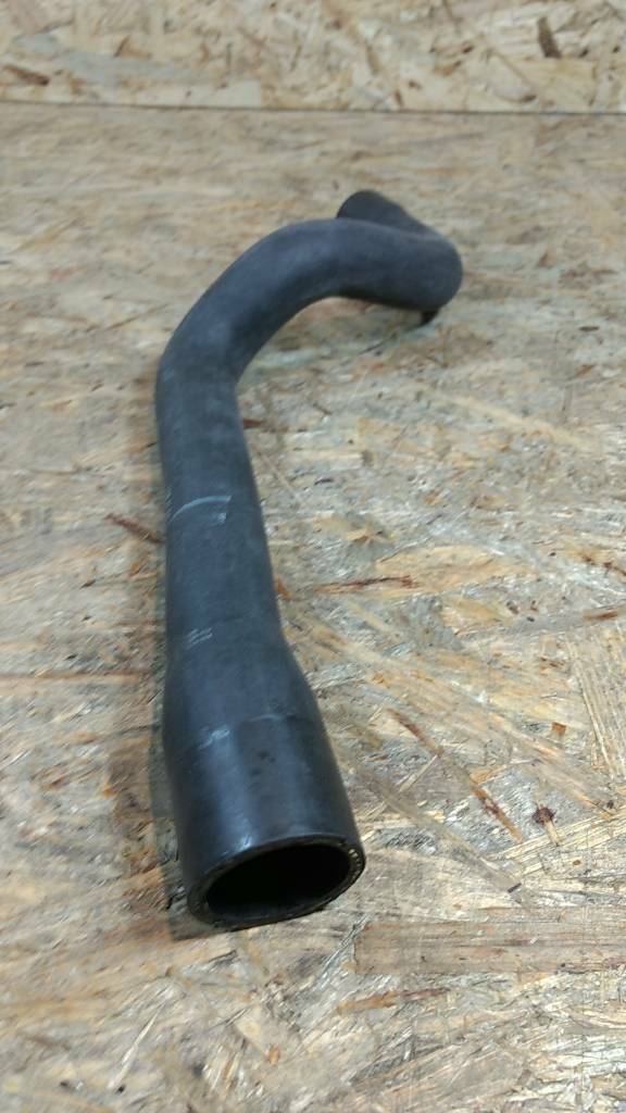 Original GM Opel Vectra B CC Caravan 1.6i 16V Kühlerschlauch NEU