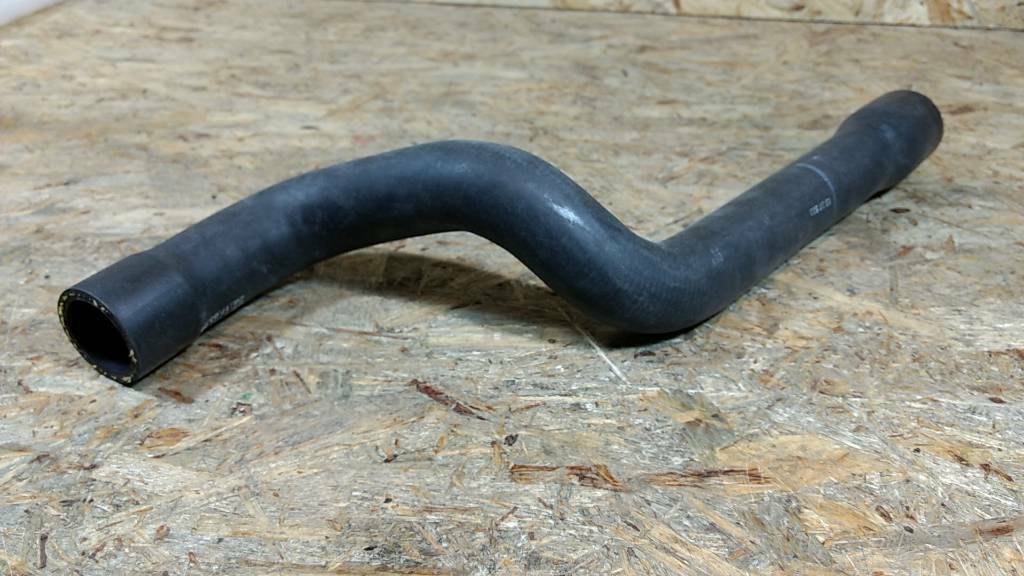 Original GM Opel Vectra B CC Caravan 1.6i 16V Kühlerschlauch NEU