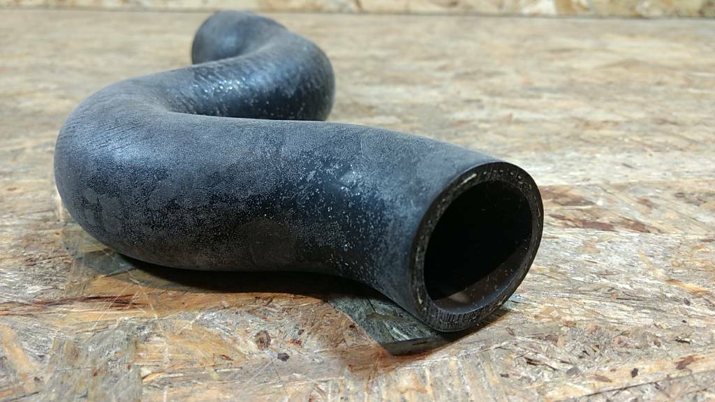 Original GM Opel Kühlerschlauch Vectra BJ.86-95 NEU