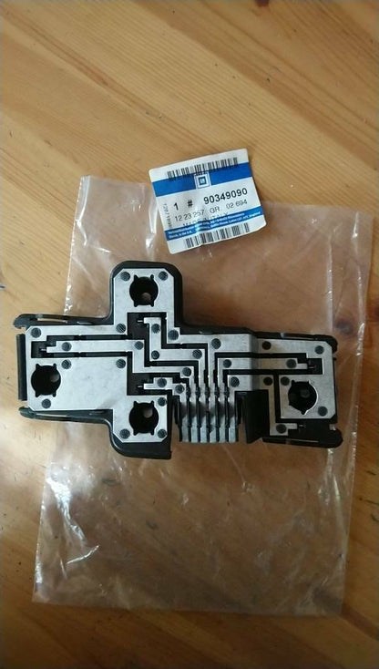 Rückleuchte Lampenträger neu Original GM