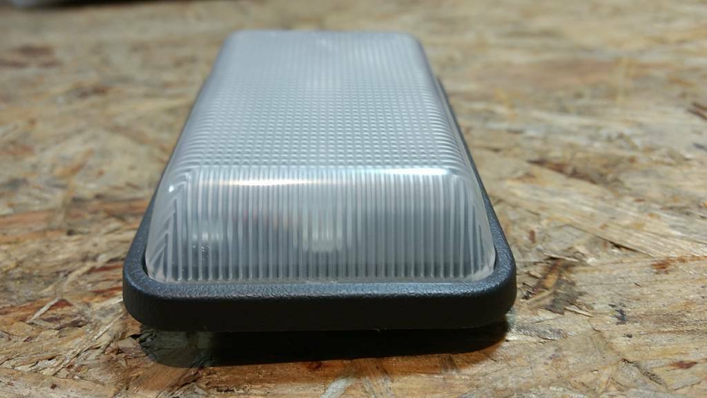 Original GM Opel Monterey 92-97 Innenraumleuchte NEU