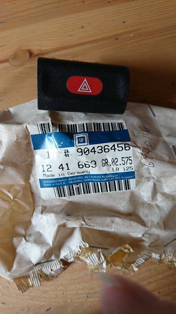 Vectra B Schalter Warnblinker neu original GM