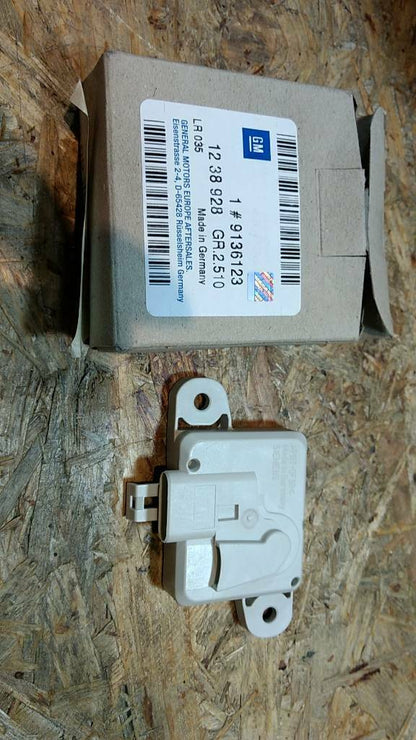 Original GM Opel Airbagsensor Vectra B NEU