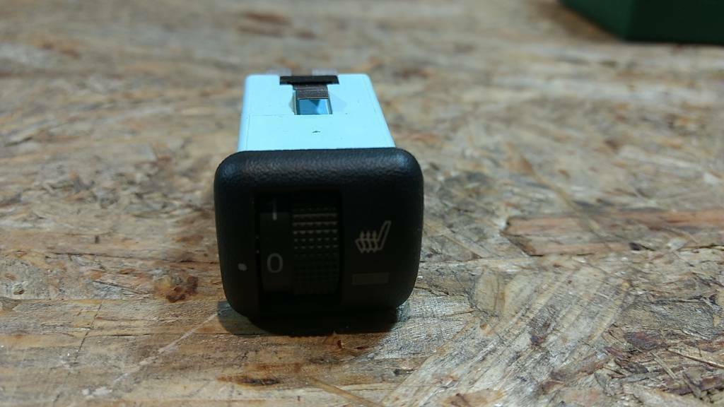 Original GM Opel Astra G Cabrio Schalter Sitzheizung NEU