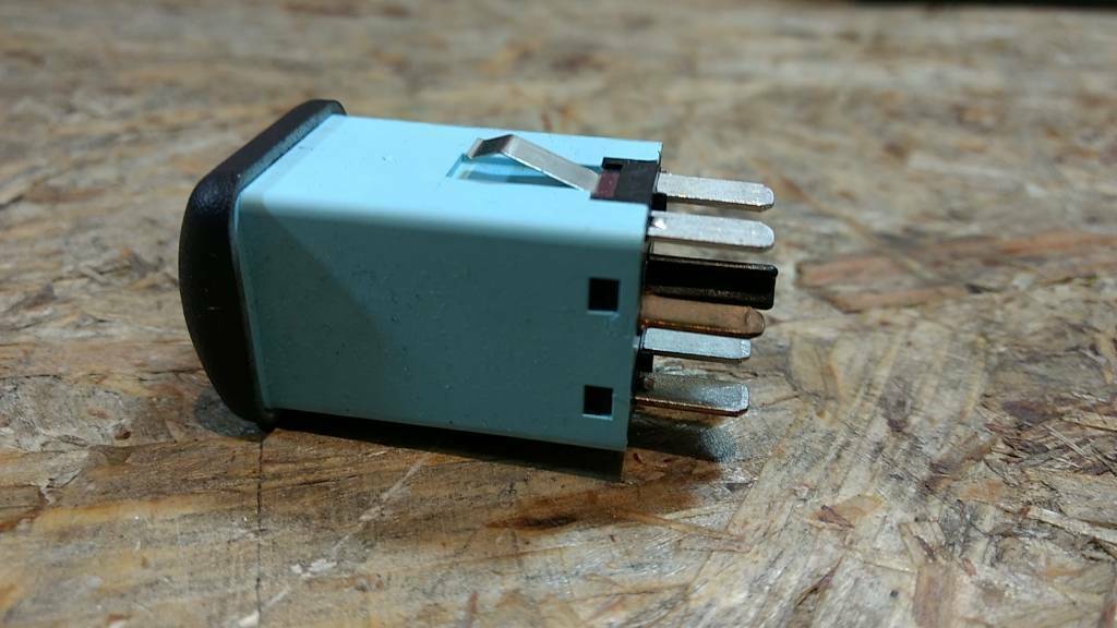 Original GM Opel Astra G Cabrio Schalter Sitzheizung NEU