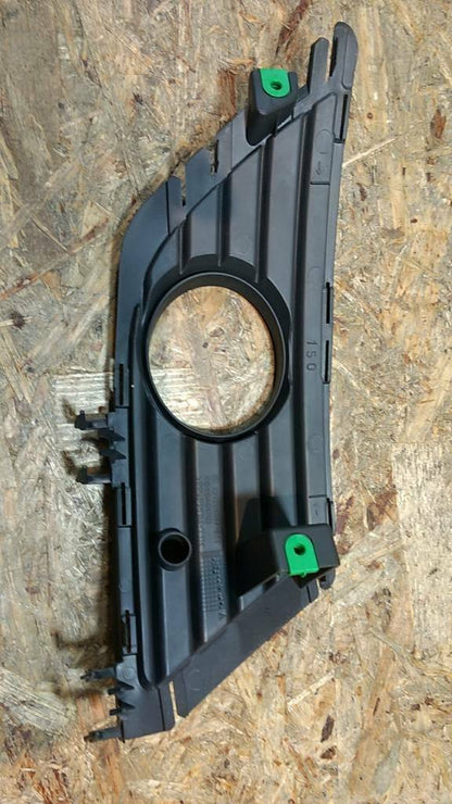 Original GM Opel Corsa C Stoßfänger Lüftungsgitter vorne NEU