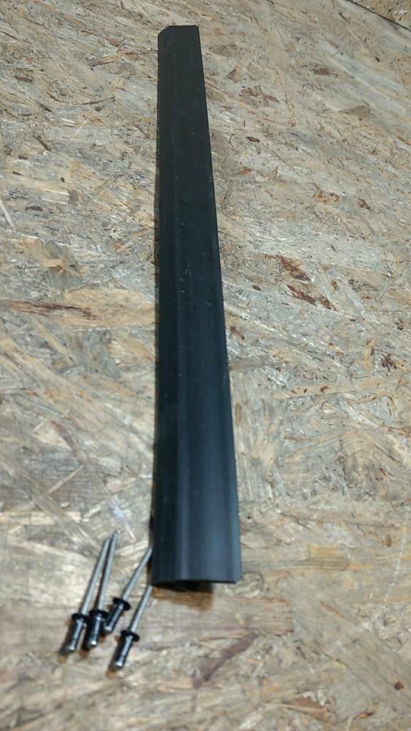 Original GM Opel Kadett Cabrio Gummiabdichtung links Faltdach NEU