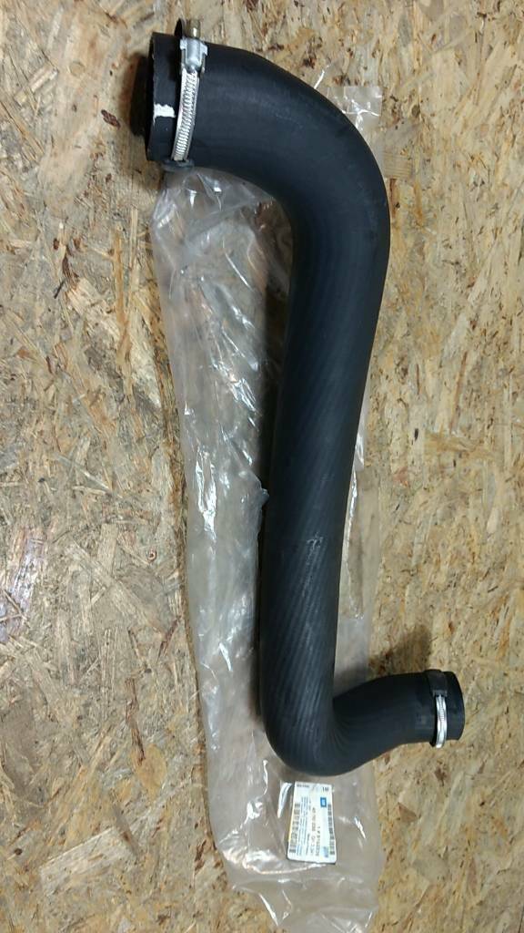 Original GM Opel Movano 2.8DTi Turboschlauch NEU