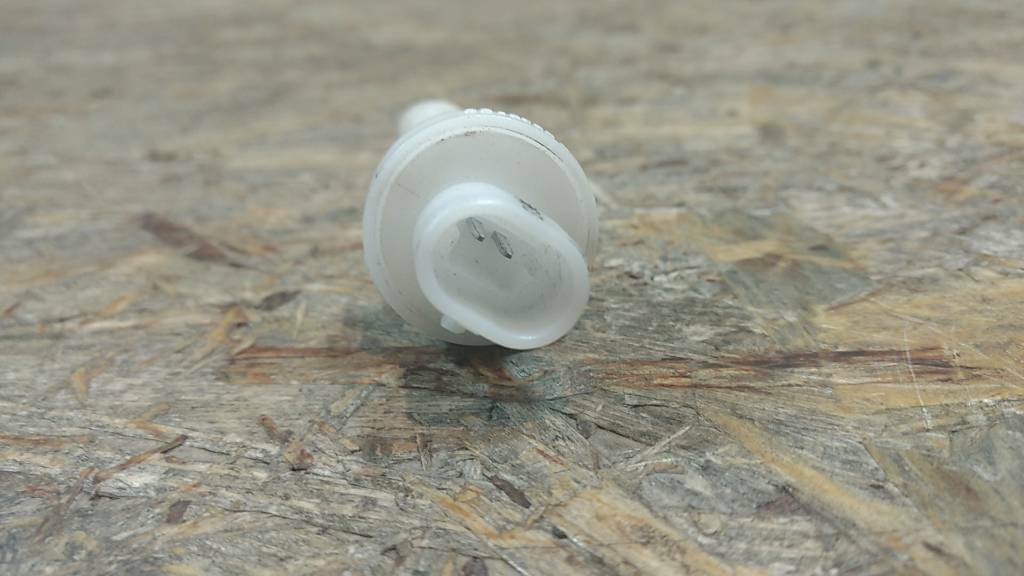 Original GM Opel Senator B Omega A Füllstandsensor Wischwasser NEU