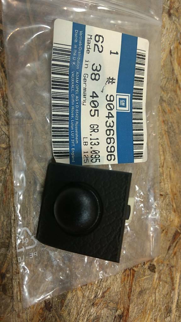 Original GM Opel Omega B Sensor Sonnenlichtstärke NEU