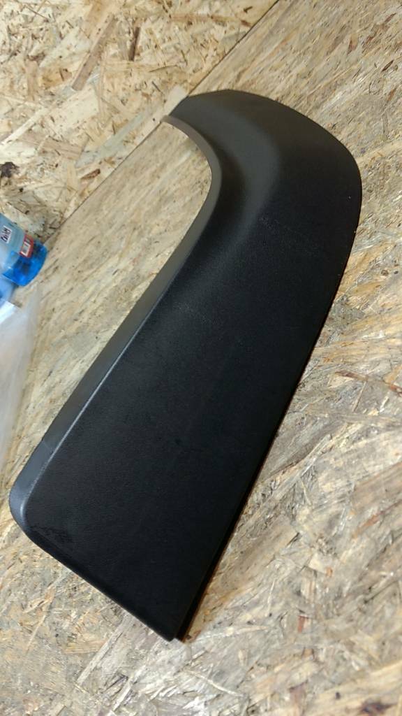 Original GM Opel Senator B Verlängerung Spoiler vorne links NEU