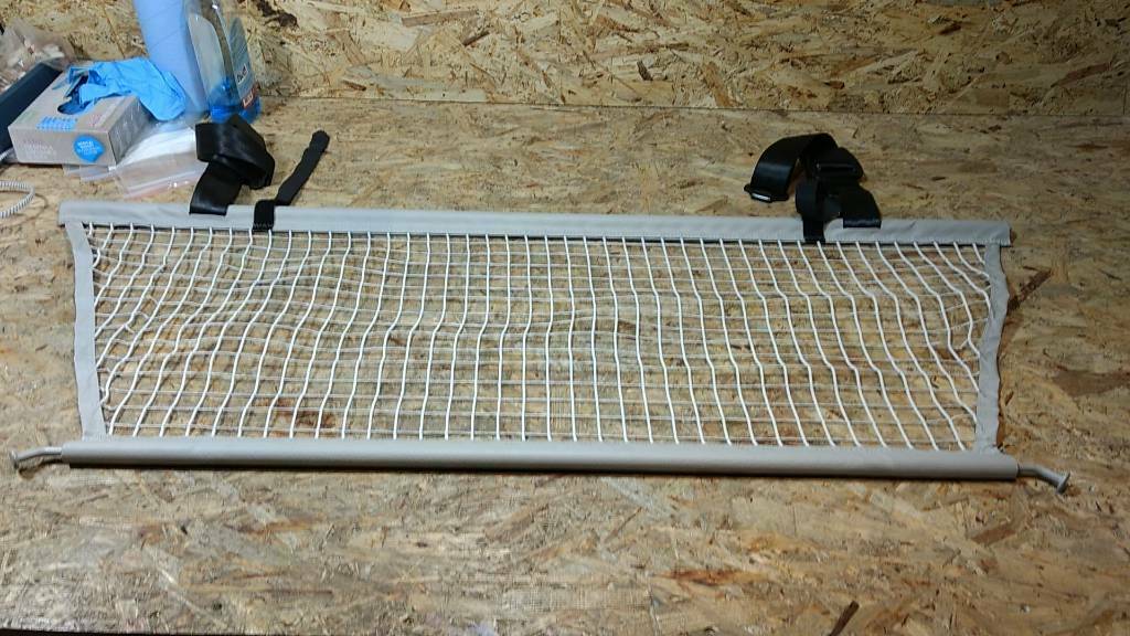 Original GM Opel Astra G Caravan Gepäckraumnetz Fangnetz NEU