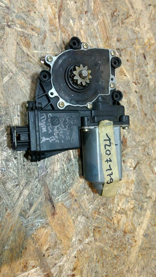 Original GM Opel Corsa B Tigra A Fensterheber vorne links NEU