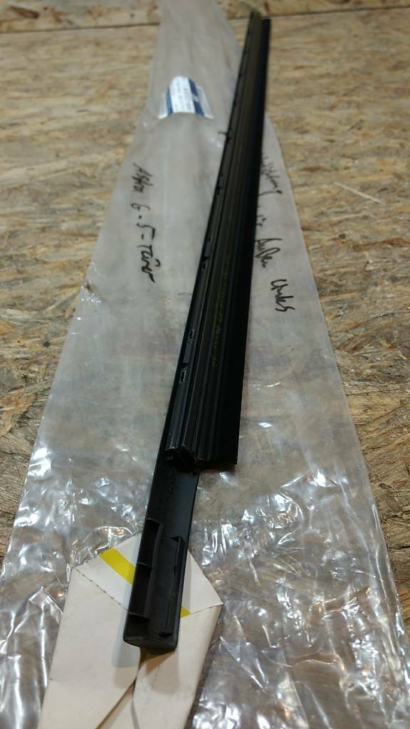 Original GM Opel Astra G Gummidichtung Fensterschacht NEU