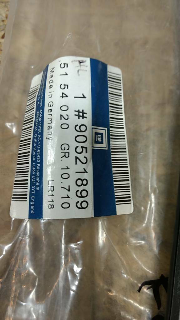 Original GM Opel Astra G Gummidichtung Fensterschacht NEU