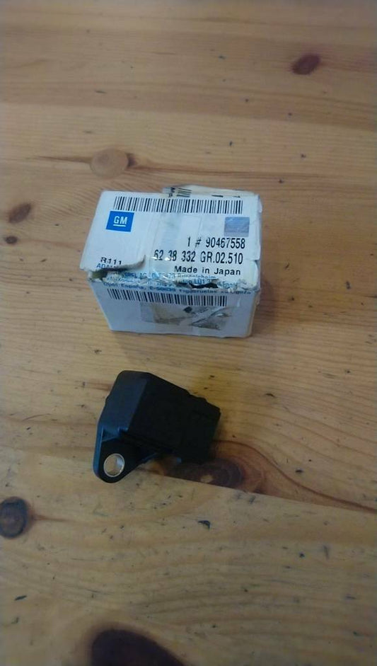 Opel Omega B BMW E39 Ladedrucksensor neu original GM