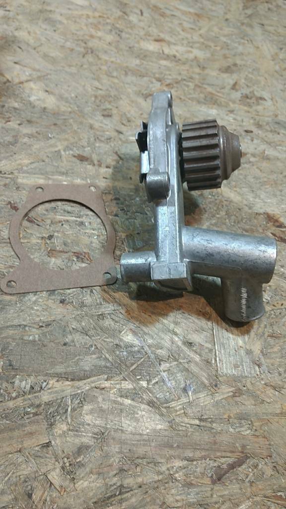 Original QH Wasserpumpe Ford Fiesta, Escort NEU