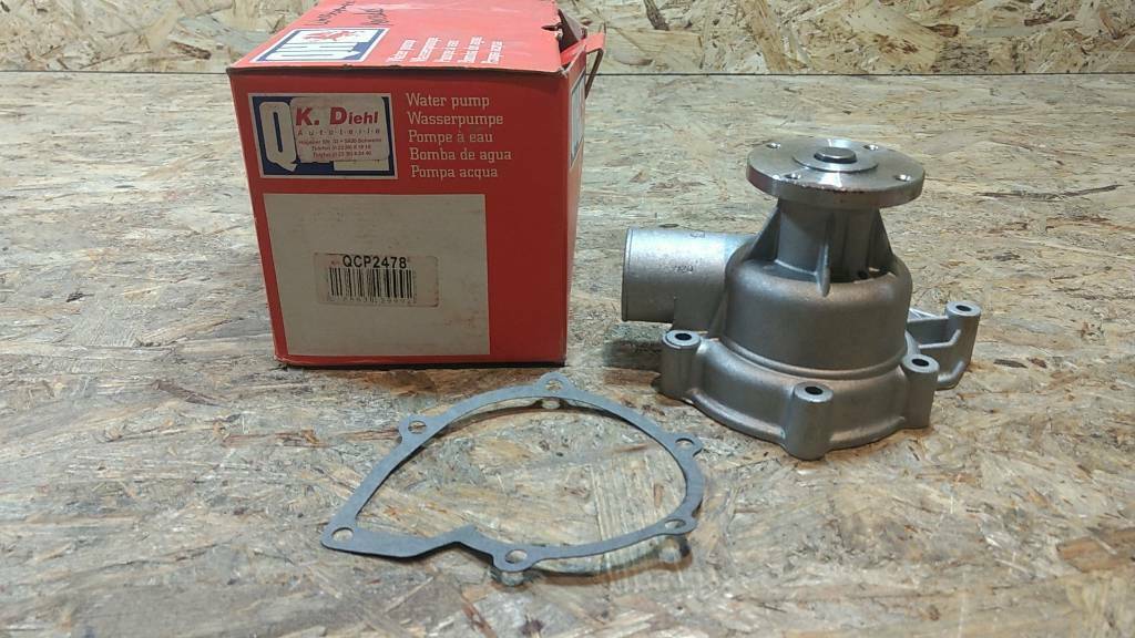 Original QH Wasserpumpe Mercedes NEU