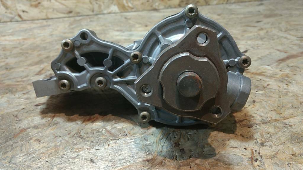 Original QH Wasserpumpe Audi VW NEU