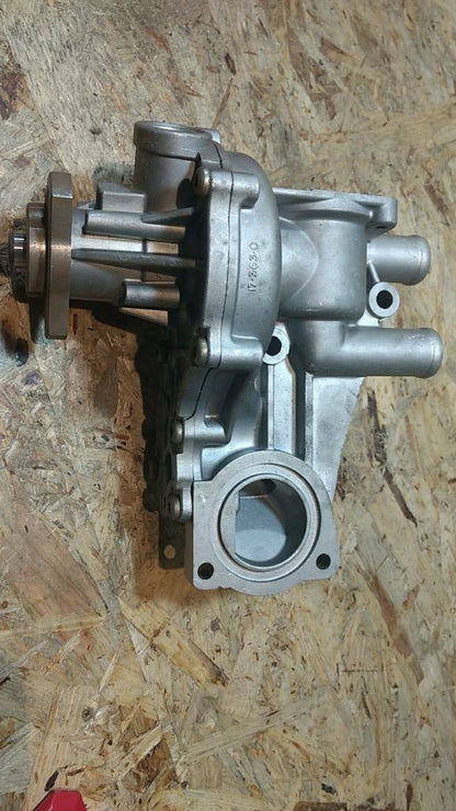 Original QH Wasserpumpe Audi VW NEU