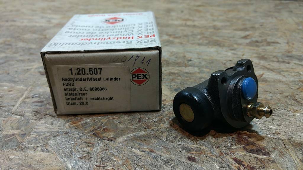 Original PEX Radzylinder h.l.  Ford Sierra MK 1 NEU