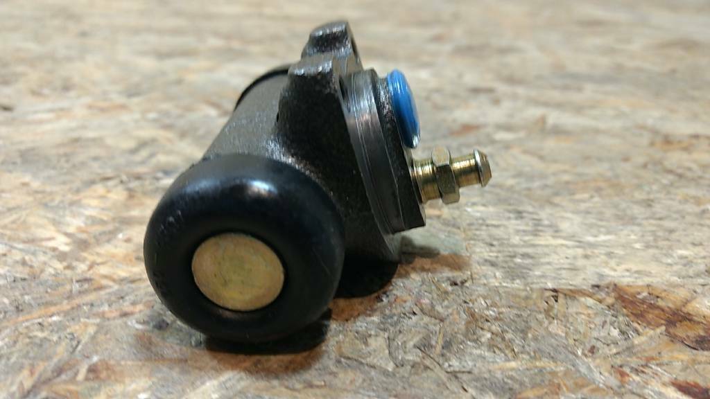 Original PEX Radzylinder h.l.  Ford Sierra MK 1 NEU