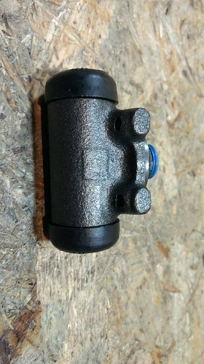 Original PEX Radzylinder h.l.  Ford Sierra MK 1 NEU