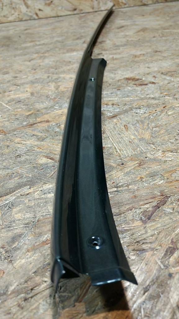 Original GM Opel Omega A Zierleiste Dach hinten links NEU
