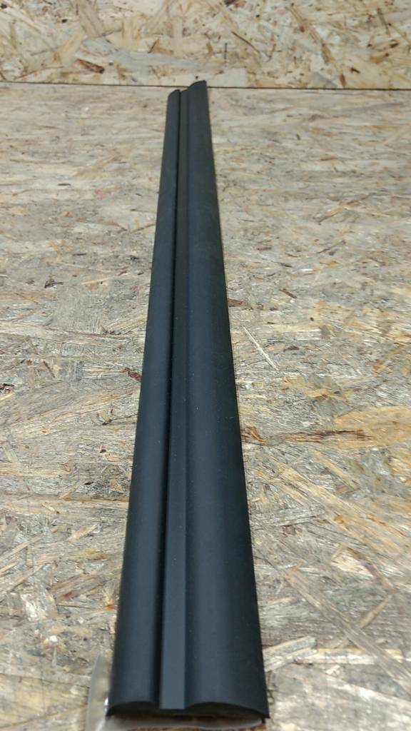 Original GM Opel Astra F Zierleiste Seitenwand NEU