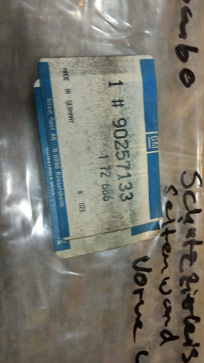 Original GM Opel Kadett E Schutzzierleiste Seitenwand NEU