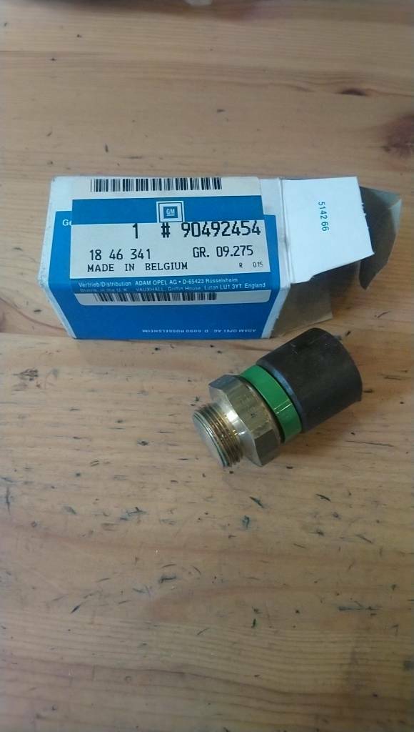 Opel Omega B 3.0 v6 Kühlmittel Temperatursensor neu Original GM