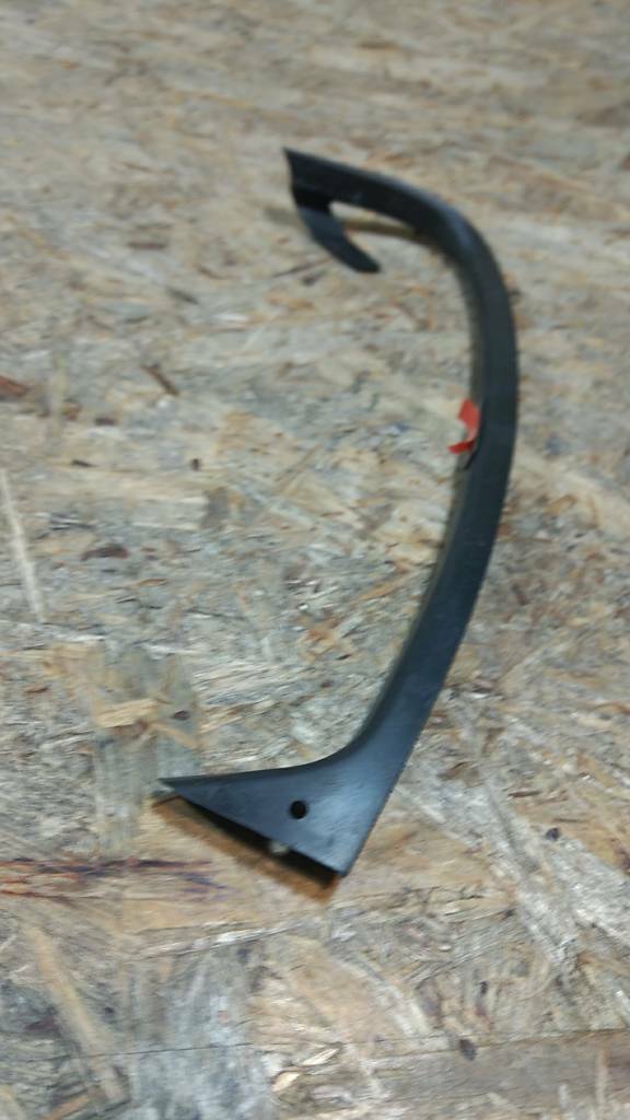 Original GM Opel Agila A Scheinwerferdichtung links NEU