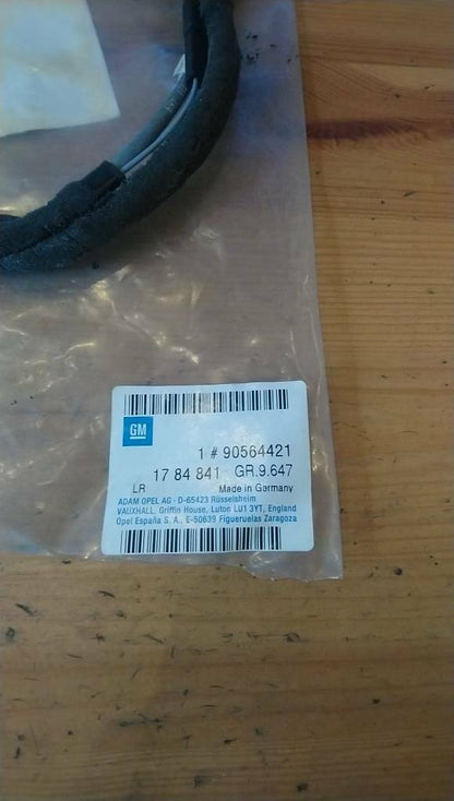 Opel Omega B Caravan Antennenkabel neu Original GM