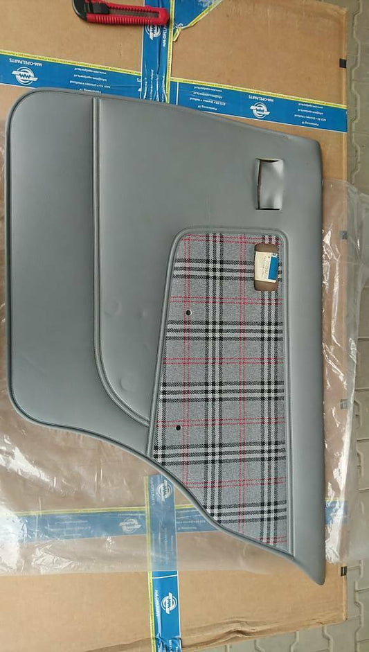 Opel kadett club caravan Türverkleidung neu Original gm 90258732