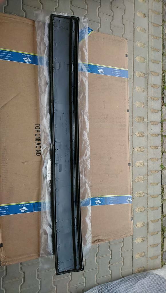 Astra F Caravan  Blende Heckklappe Neu Original GM